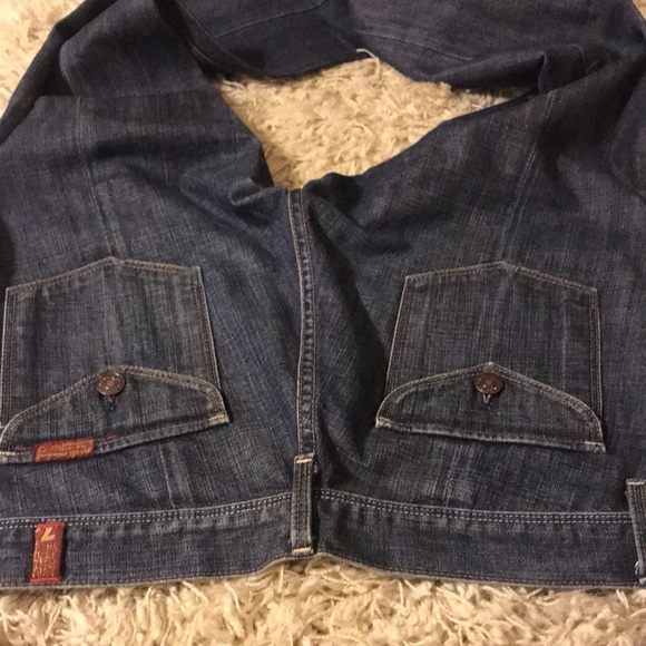 Jean - Picture 3 of 3